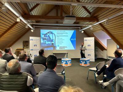 Auftakt des Unternehmensnetzwerkes bei der Raiffeisenbank Bobingen Unternehmerinnen und Unternehmer informierten sich zur aktuellen wirtschaftlichen Lage und damit verbunden zu Finanzierungs- und Fördermöglichkeiten für ihre anstehenden Investitonen.